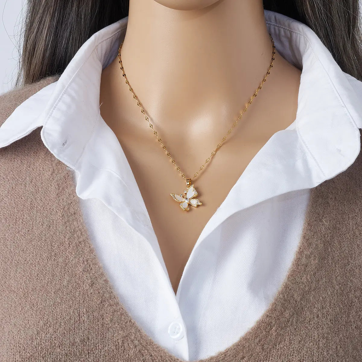 Bijou Papillon 18k gold plated necklace سنسال جوهرة الفراشة