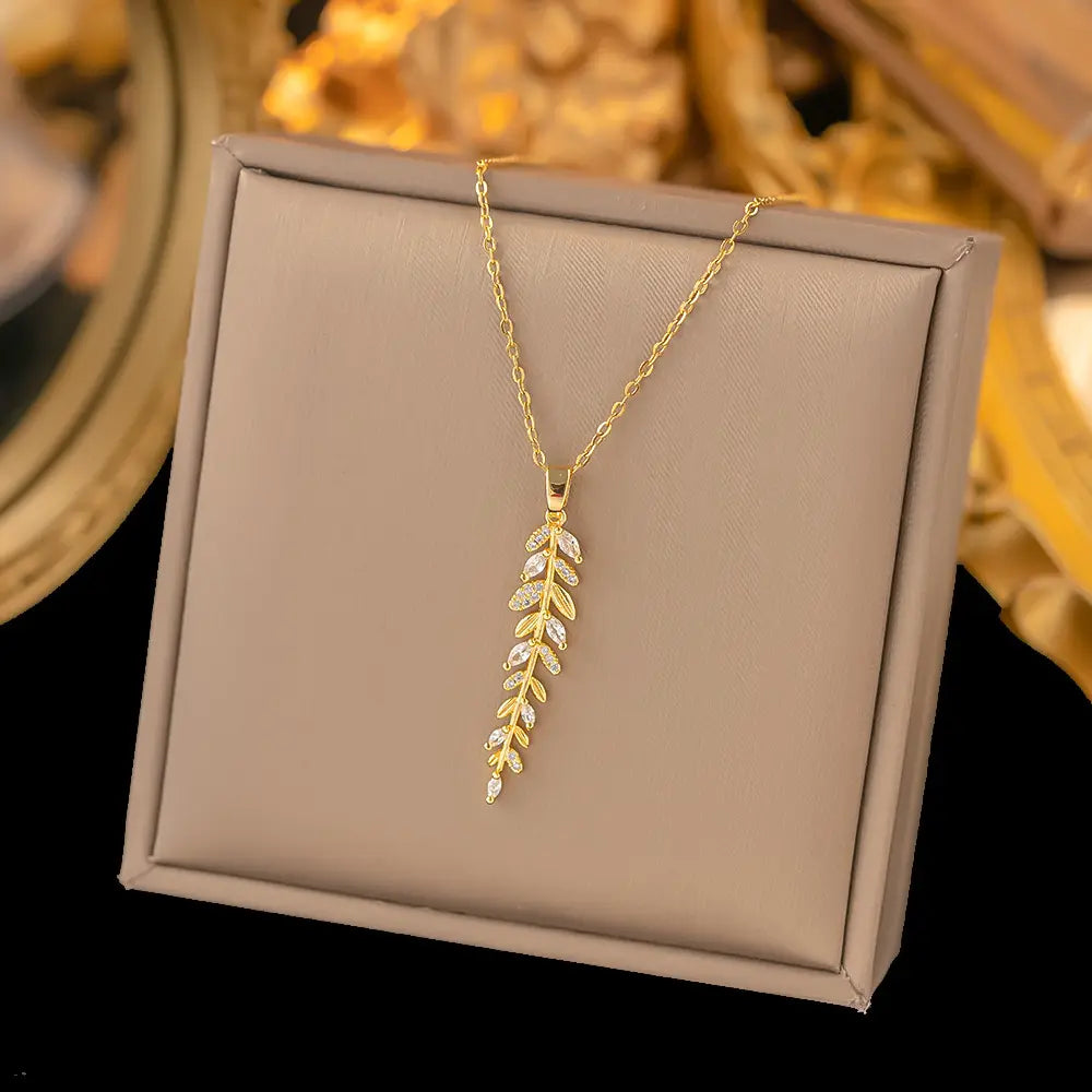 18k gold-plated Golden Oliva necklace سنسال جولدن اوليفا