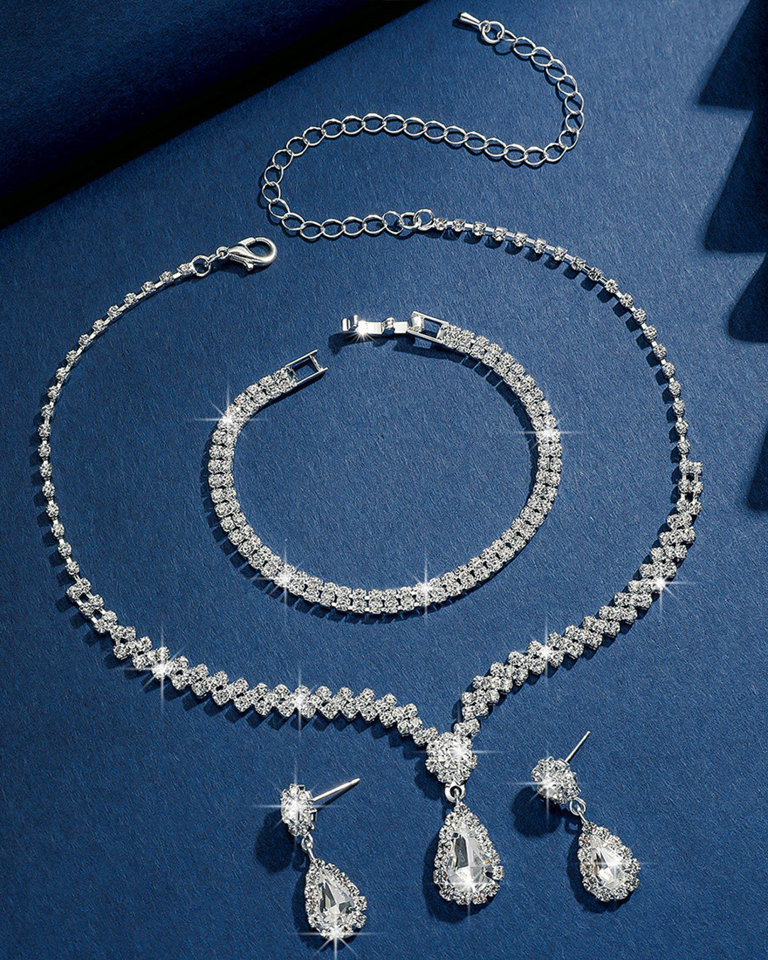 4-pcs Crystal Shine set - طقم كريستال شاين مكون من اربع قطع عالي الجودة